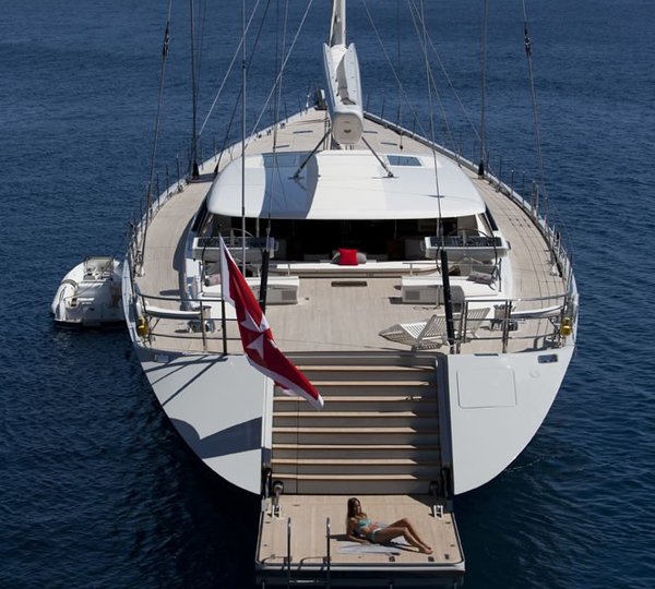 zefira yacht proprietario